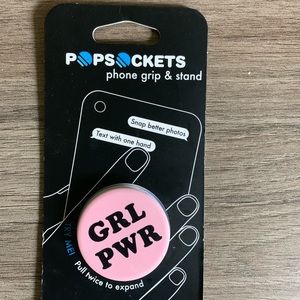 Girl power pop socket